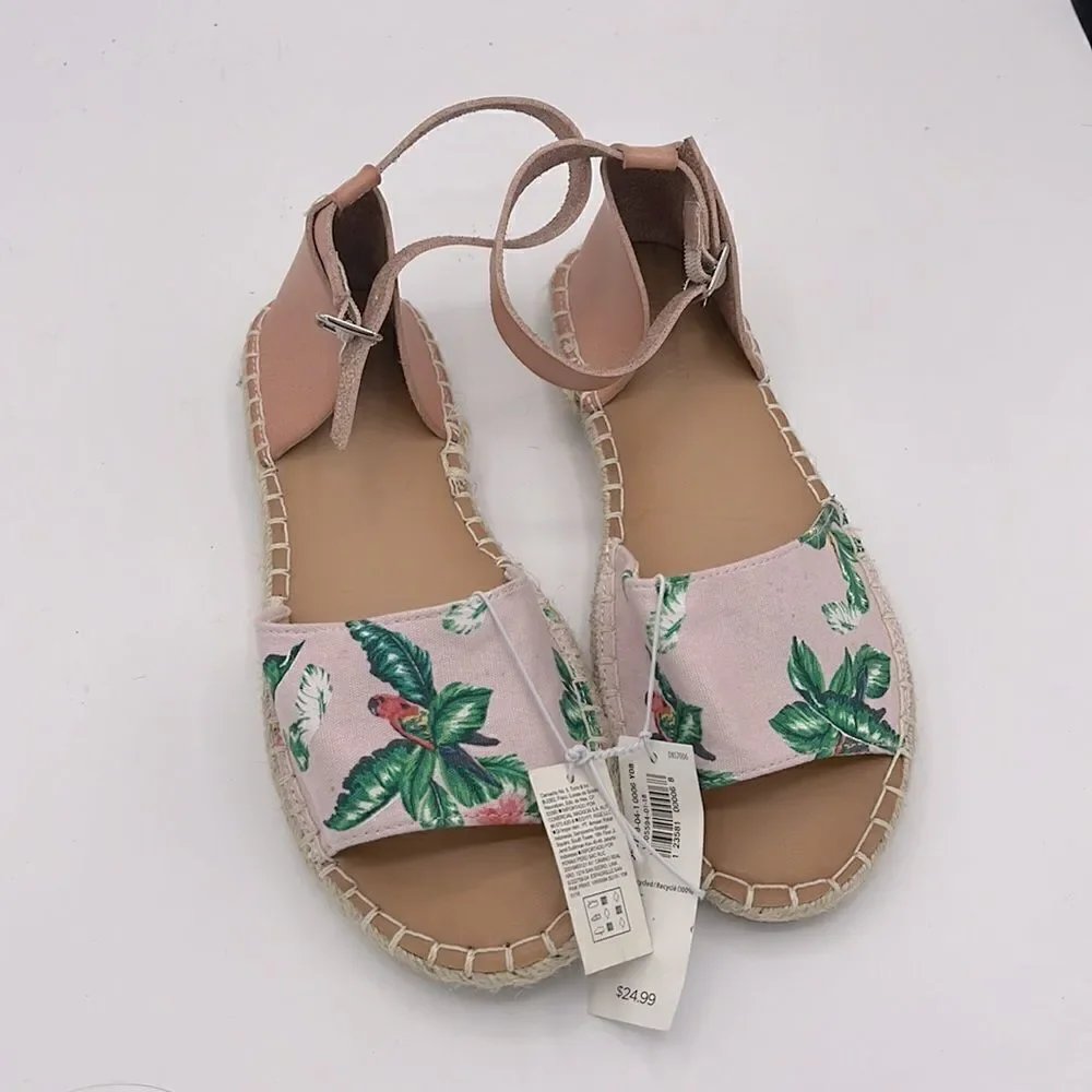 Old Navy Hawaiian espadrilles sandals